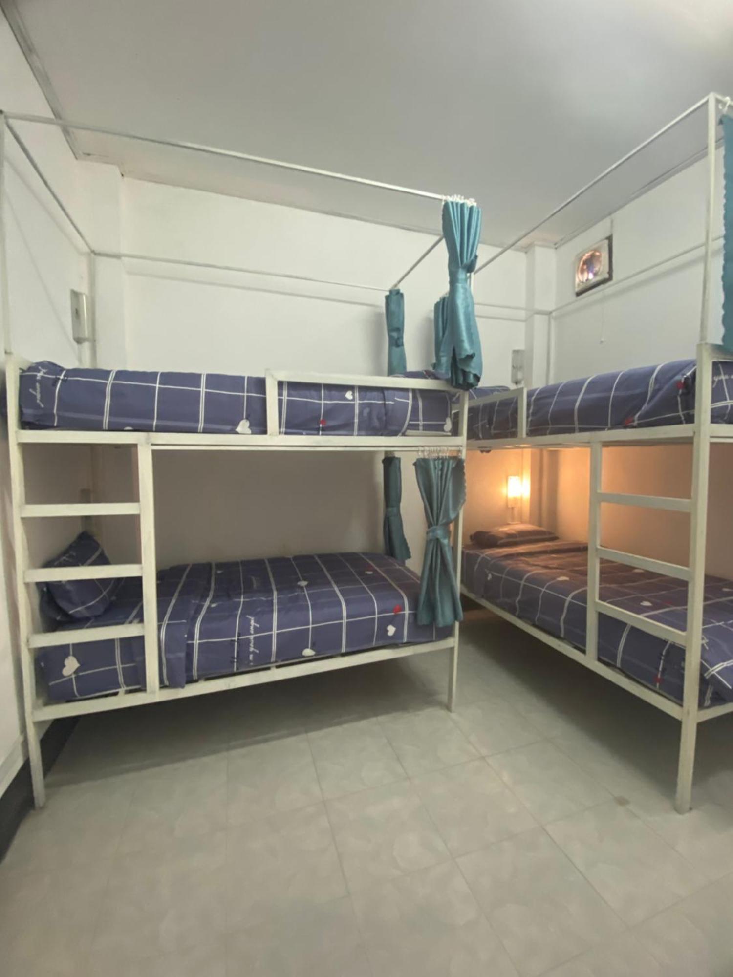 Downtown Vang Vieng Hotel Екстериор снимка