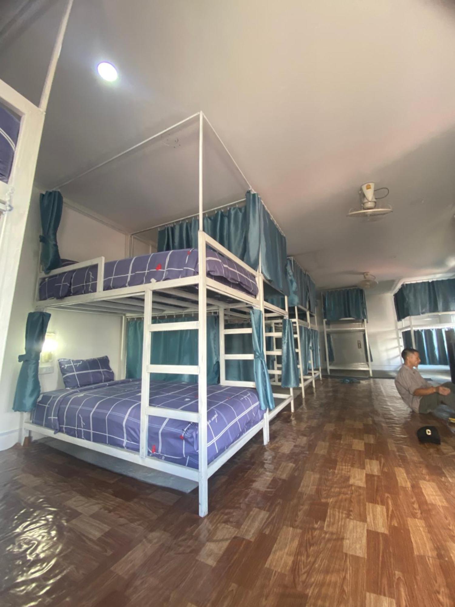 Downtown Vang Vieng Hotel Екстериор снимка